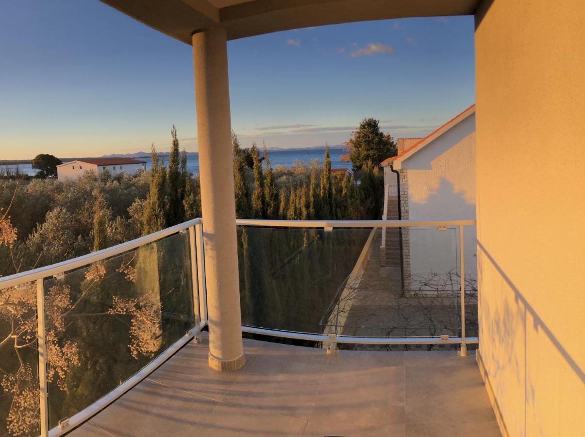 Apartments Villa Prima Privlaka  Exterior photo